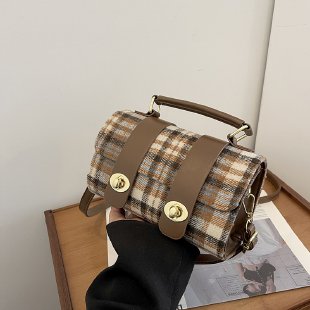 Wholesale Customizable New Korean Plaid Woolen Small Handbag Women's Round Purse Crossbody Bag Women's Bag