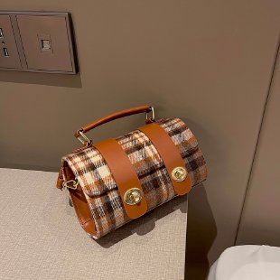 Wholesale Customizable New Korean Plaid Woolen Small Handbag Women's Round Purse Crossbody Bag Women's Bag