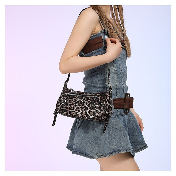 2024 New Fashion High Sense Shoulder Underarm Bag Messenger Bag