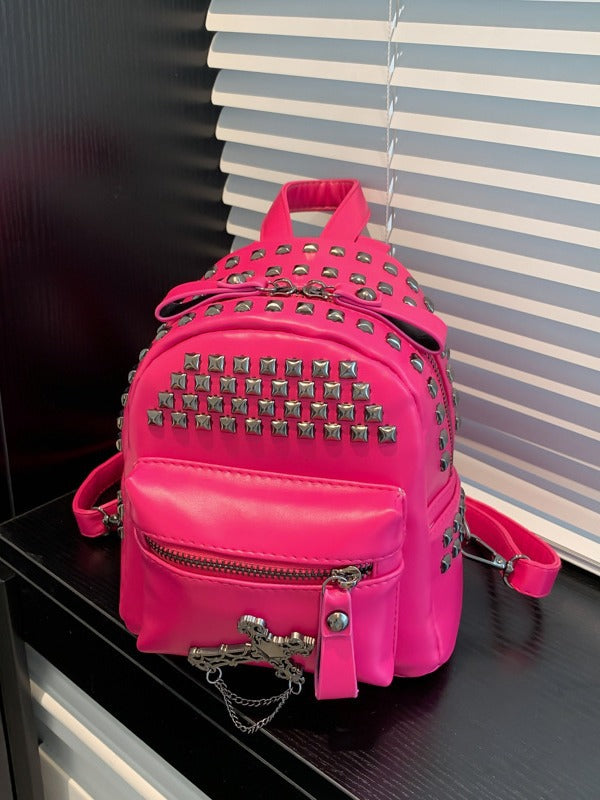 New Fashion All-Match Rivet Backpack Casual Girl Backpack Fashion