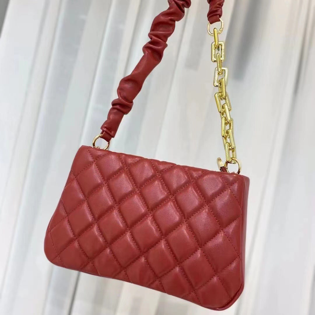 Spring and Summer New Thick Chain Diamond Pattern Bag Sheepskin Underarm Shoulder Bag Fashion Retro Small Square Bag for Women