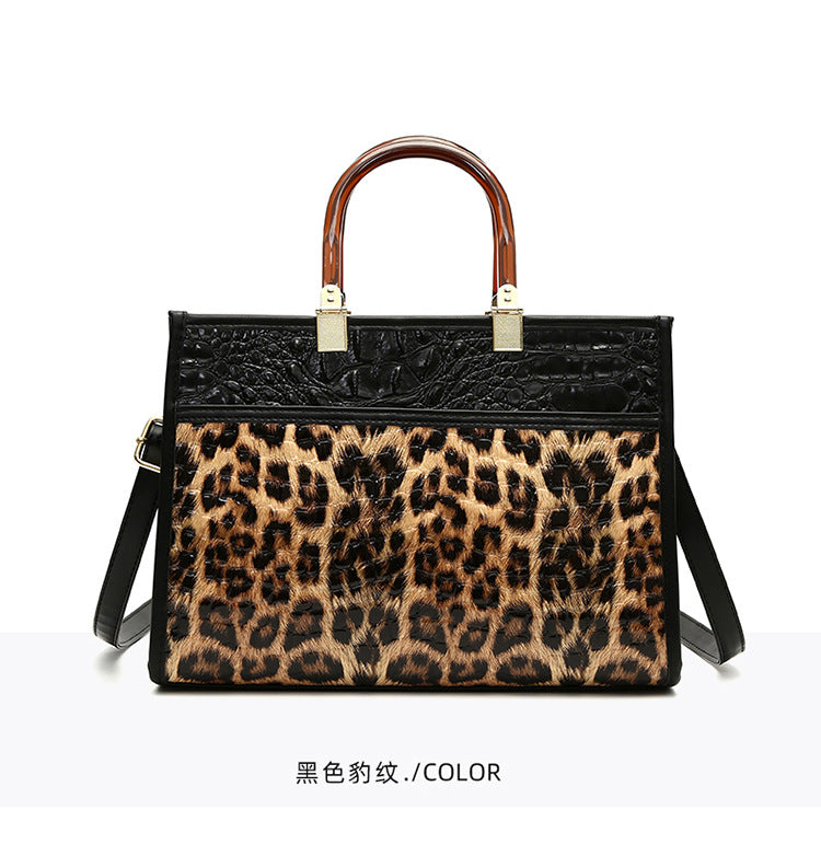 New Crocodile Pattern Women's Bag Shoulder  Portable Color Snake Pattern Women's Bag