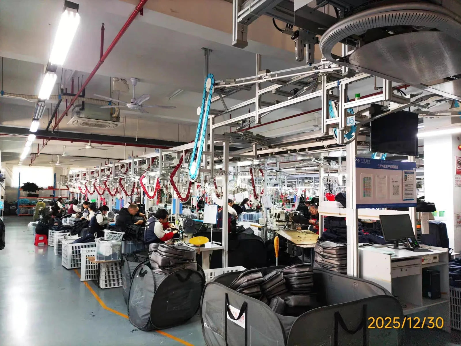 Custom OEM bag manufacturer production workshop for private label and wholesale bags