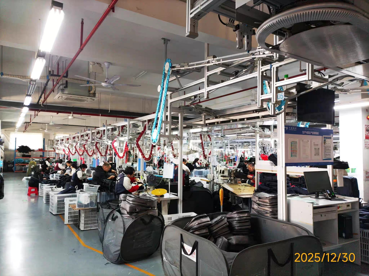 fanlosn backpack production workshop,side