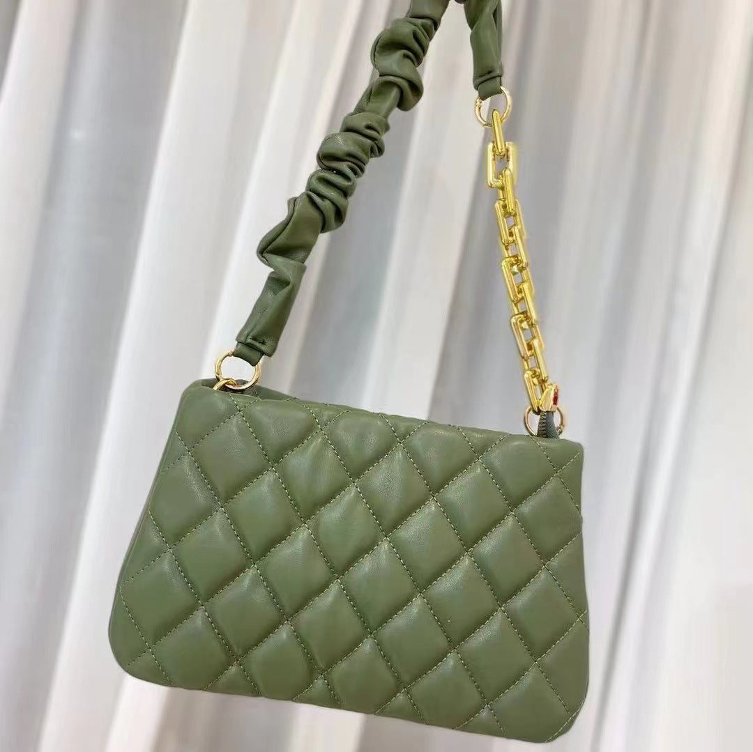 Spring and Summer New Thick Chain Diamond Pattern Bag Sheepskin Underarm Shoulder Bag Fashion Retro Small Square Bag for Women