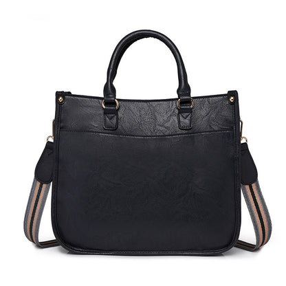 pu black messenger handbag,women,front