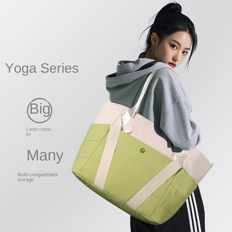 green nylon sports tote yoga bags,women,model show