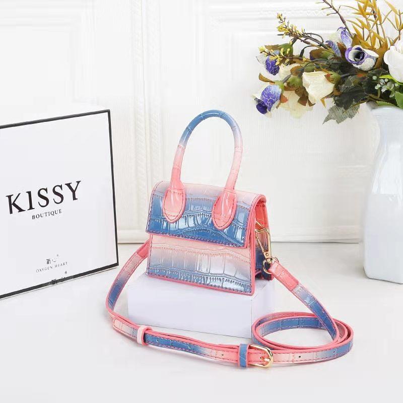 Wholesale Customizable New Arrival Gradient Ladies Patent Leather Mini Flap Satchel Bag Crocodile Handbag Little Bag